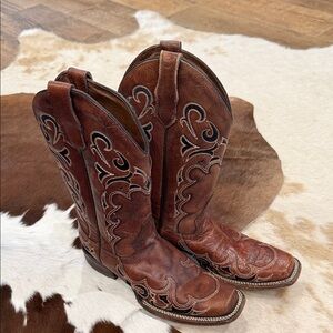 Circle G Brown Heeled Boots